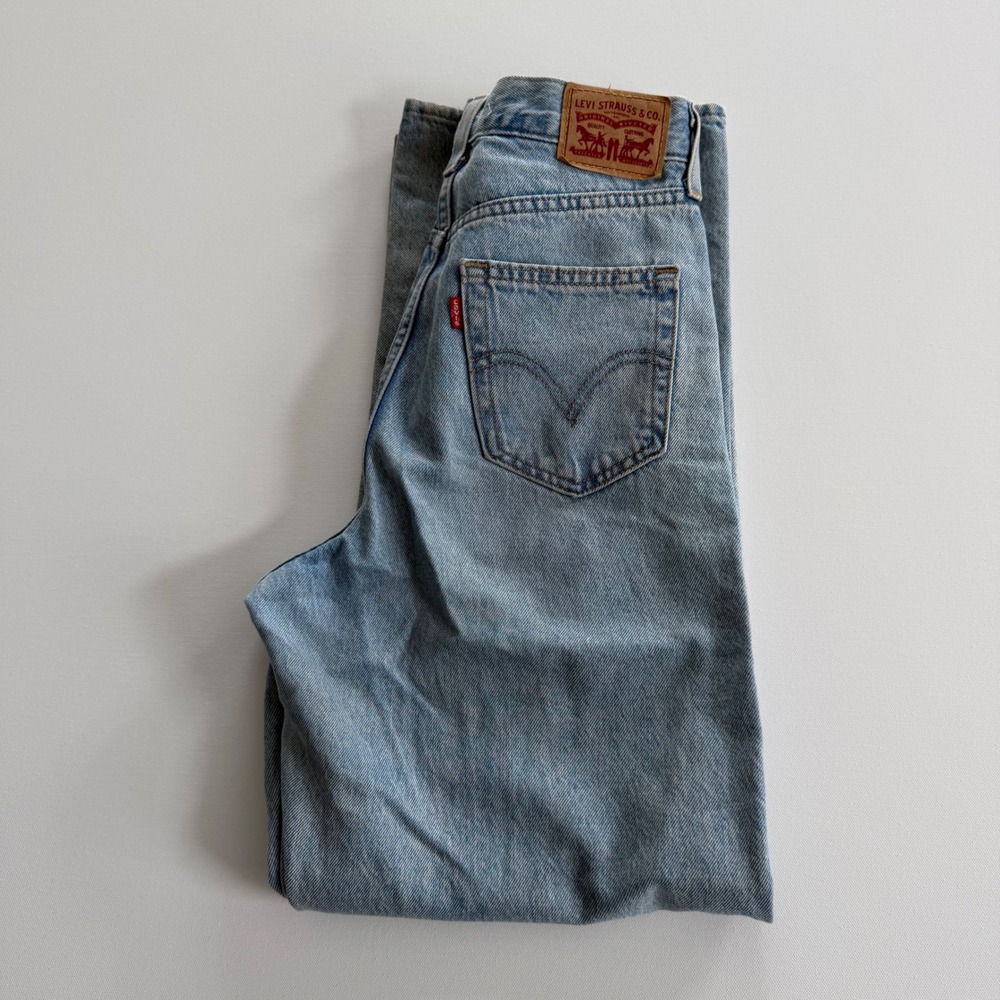 Levis High Waisted Straight Leg Jeans Light Wash Blue 25x29 Cotton Denim